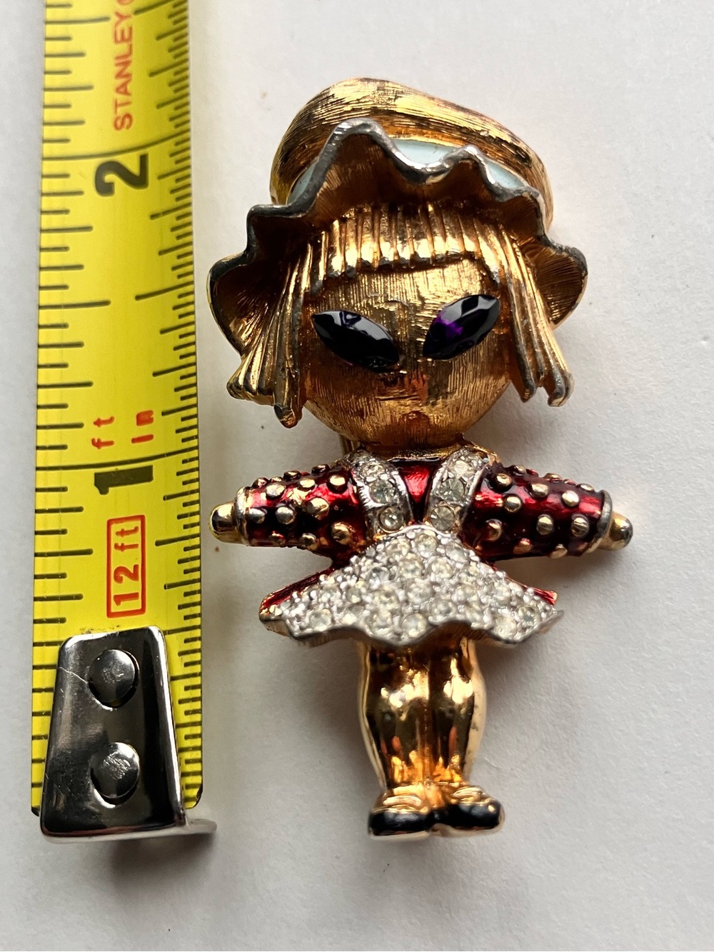 Unsigned Jomez MCM Rhinestone Enamel 2” Figurative Girl Pin Brooch 1960’s Fun!